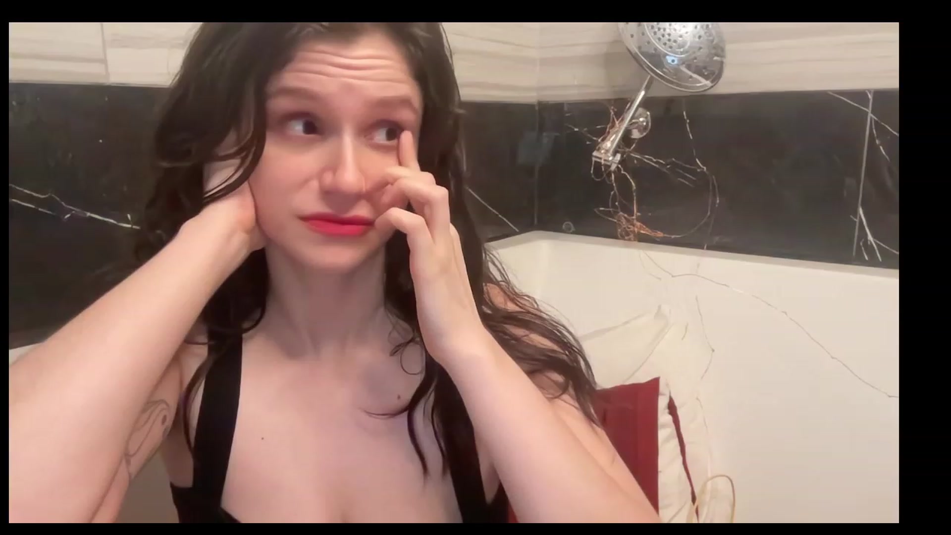 Gallery image thumbnail from JediDropout's myfreecams stream on, 07/15/2023, 06:45 image 11 of 20