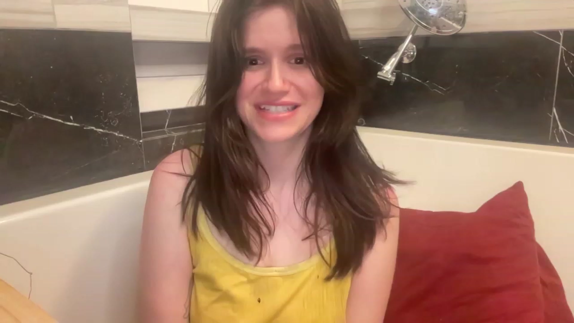 Gallery image thumbnail from JediDropout's myfreecams stream on, 09/02/2023, 05:42 image 6 of 20