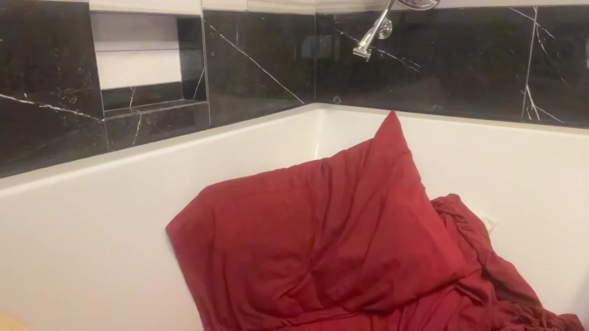 Gallery image thumbnail from JediDropout's myfreecams stream on, 09/03/2023, 03:48 image 6 of 20