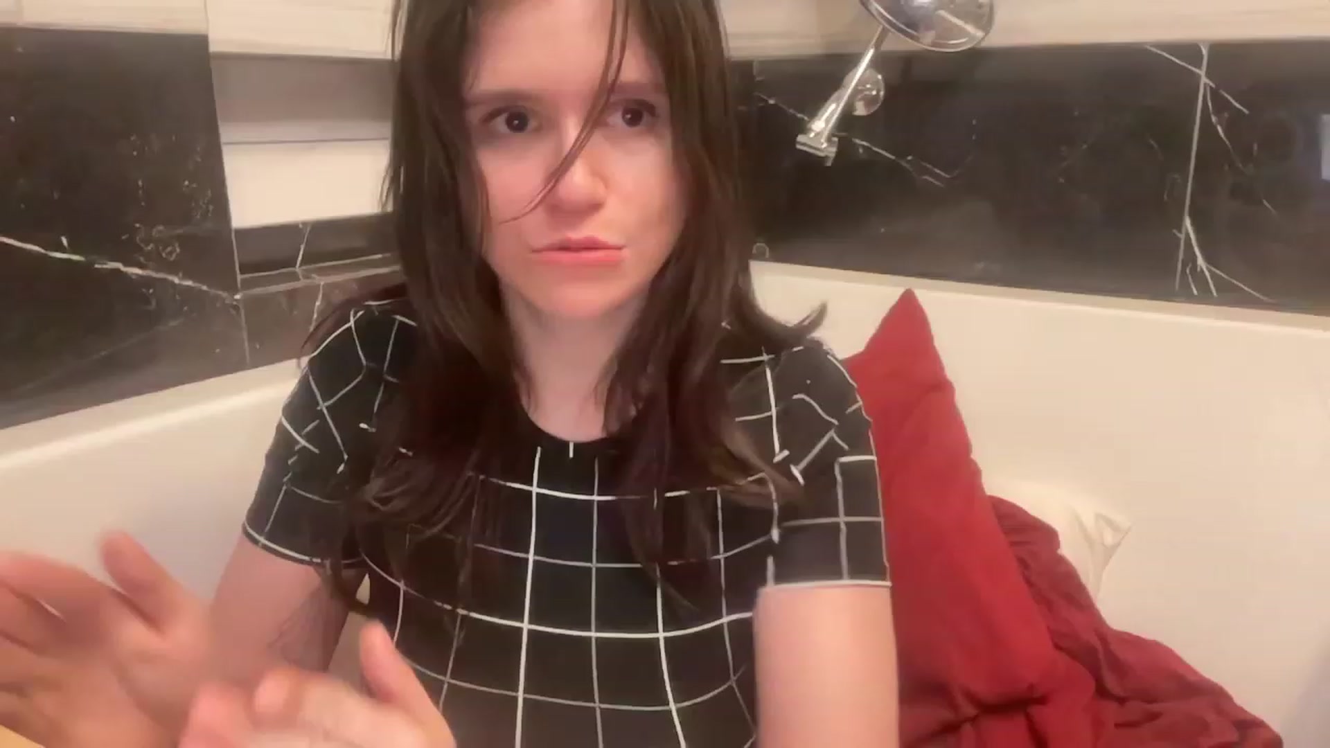 Gallery image thumbnail from JediDropout's myfreecams stream on, 09/03/2023, 03:48 image 20 of 20