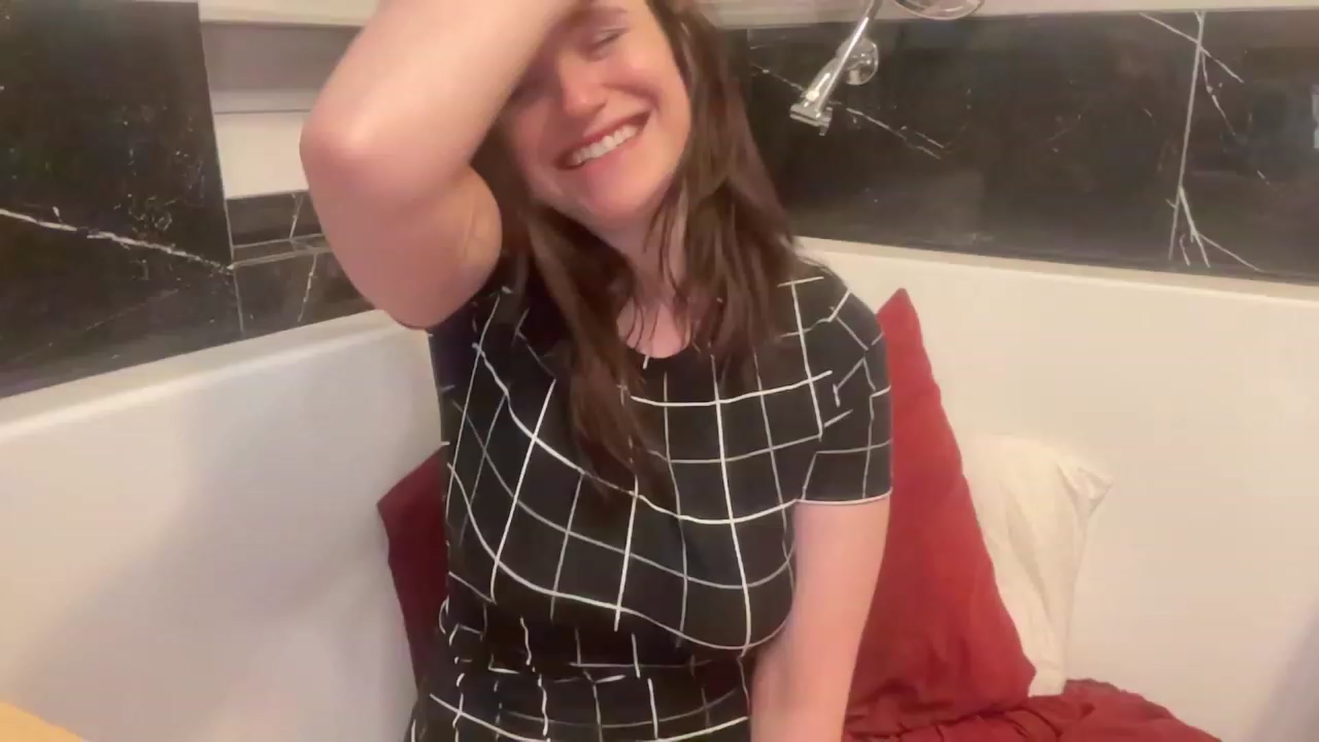 Gallery image thumbnail from JediDropout's myfreecams stream on, 09/03/2023, 03:48 image 4 of 20