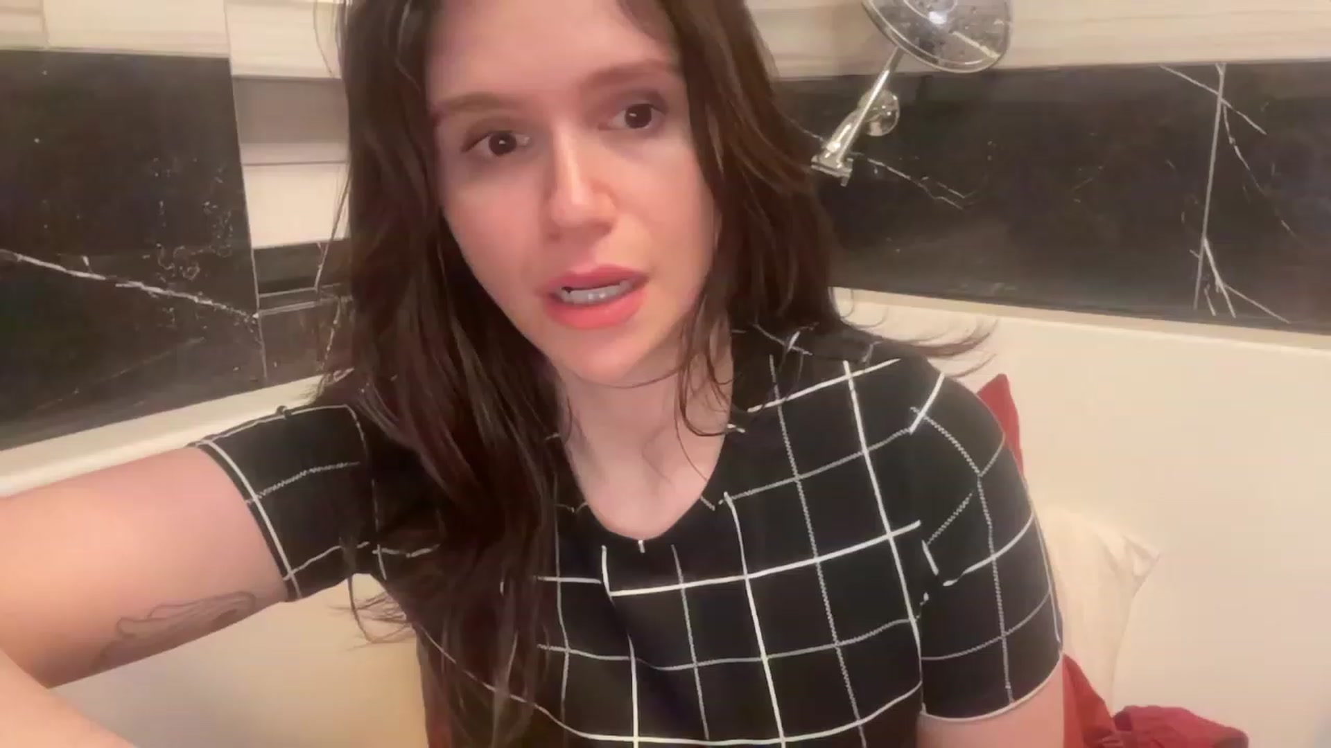 Gallery image thumbnail from JediDropout's myfreecams stream on, 09/03/2023, 04:49 image 3 of 20