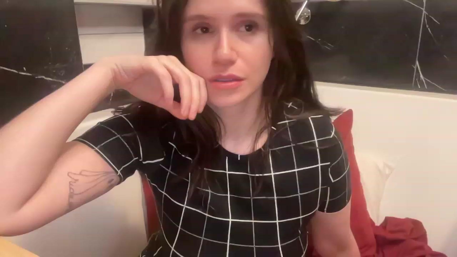 Gallery image thumbnail from JediDropout's myfreecams stream on, 09/03/2023, 04:49 image 16 of 20
