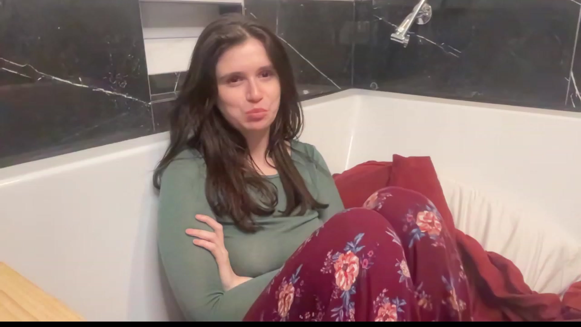 Gallery image thumbnail from JediDropout's myfreecams stream on, 09/12/2023, 06:58 image 7 of 20