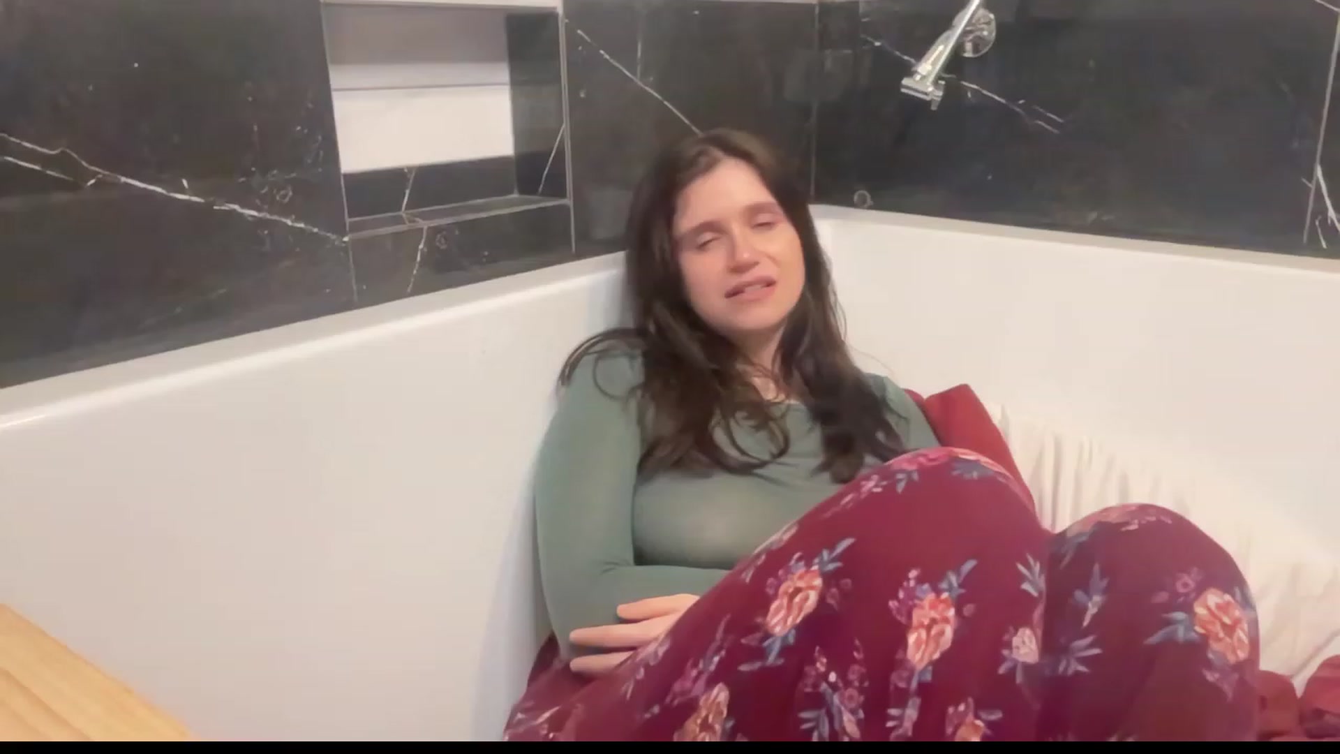 Gallery image thumbnail from JediDropout's myfreecams stream on, 09/12/2023, 06:58 image 4 of 20