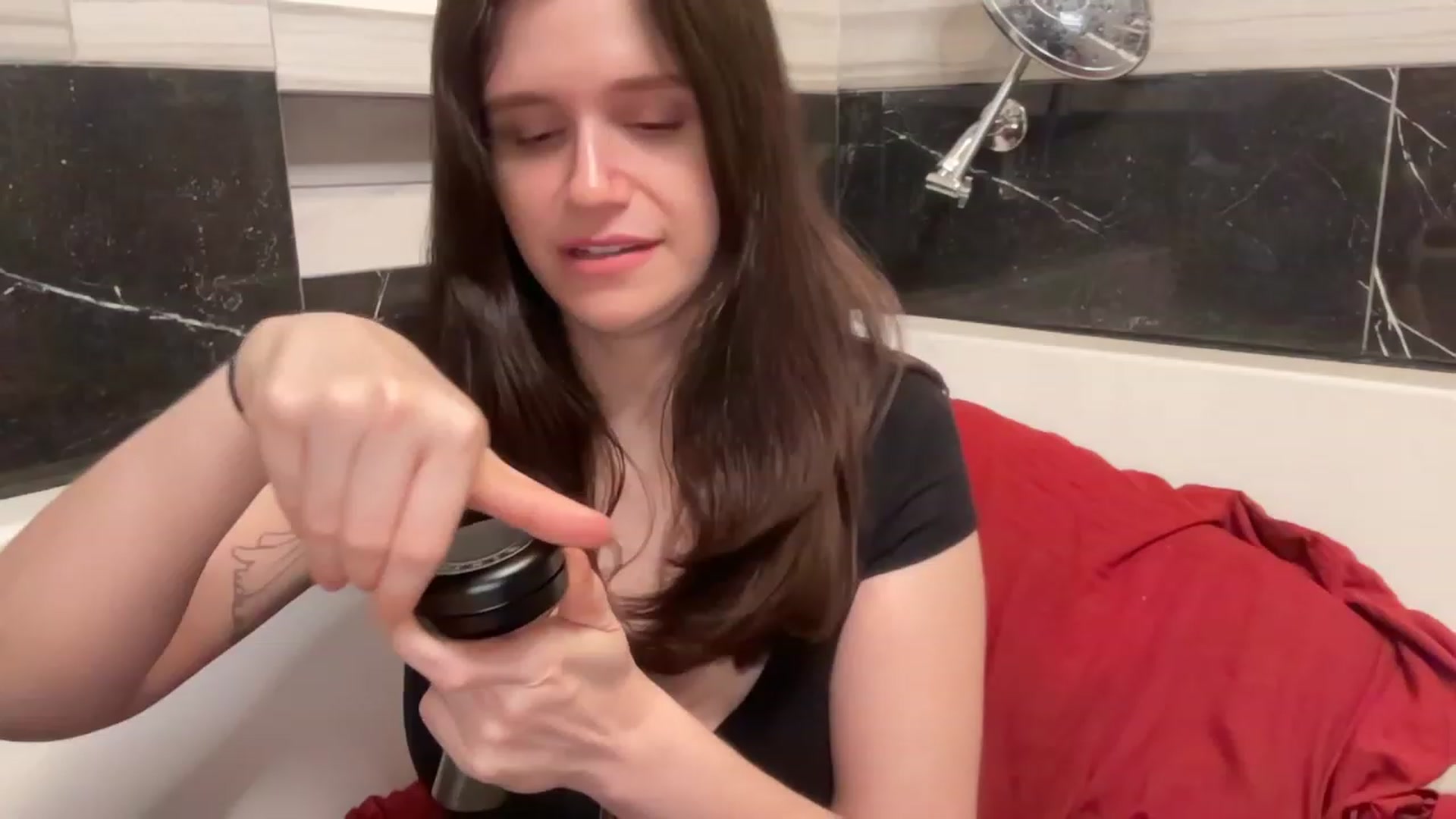 Gallery image thumbnail from JediDropout's myfreecams stream on, 09/14/2023, 02:56 image 2 of 20