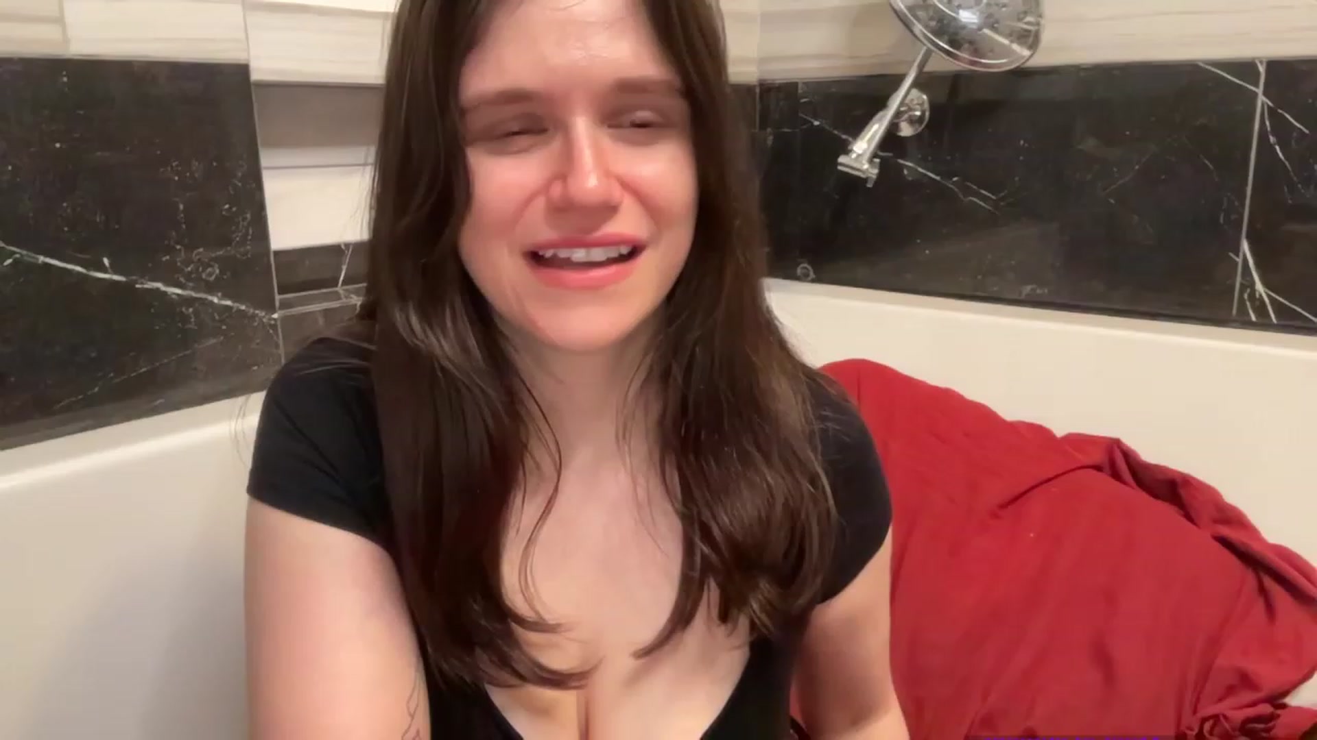 Gallery image thumbnail from JediDropout's myfreecams stream on, 09/14/2023, 02:56 image 12 of 20
