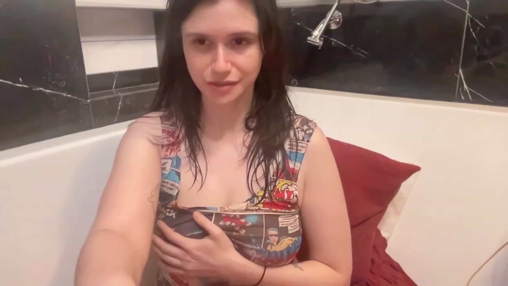 Gallery image thumbnail from JediDropout's myfreecams stream on, 09/19/2023, 06:58 image 3 of 20