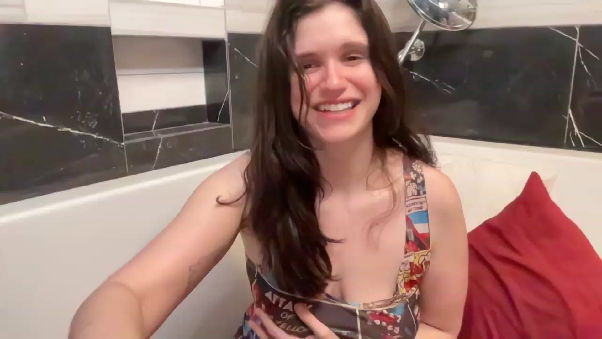 Gallery image thumbnail from JediDropout's myfreecams stream on, 09/19/2023, 06:59 image 1 of 20