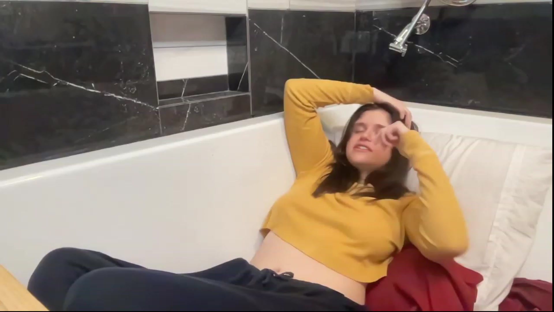 Gallery image thumbnail from JediDropout's myfreecams stream on, 09/22/2023, 10:09 image 6 of 20