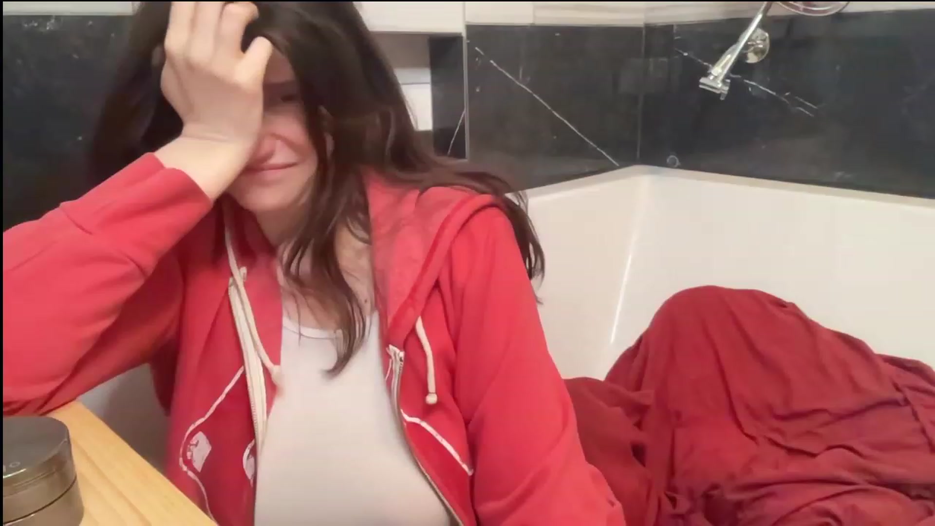 Gallery image thumbnail from JediDropout's myfreecams stream on, 09/23/2023, 09:45 image 8 of 20
