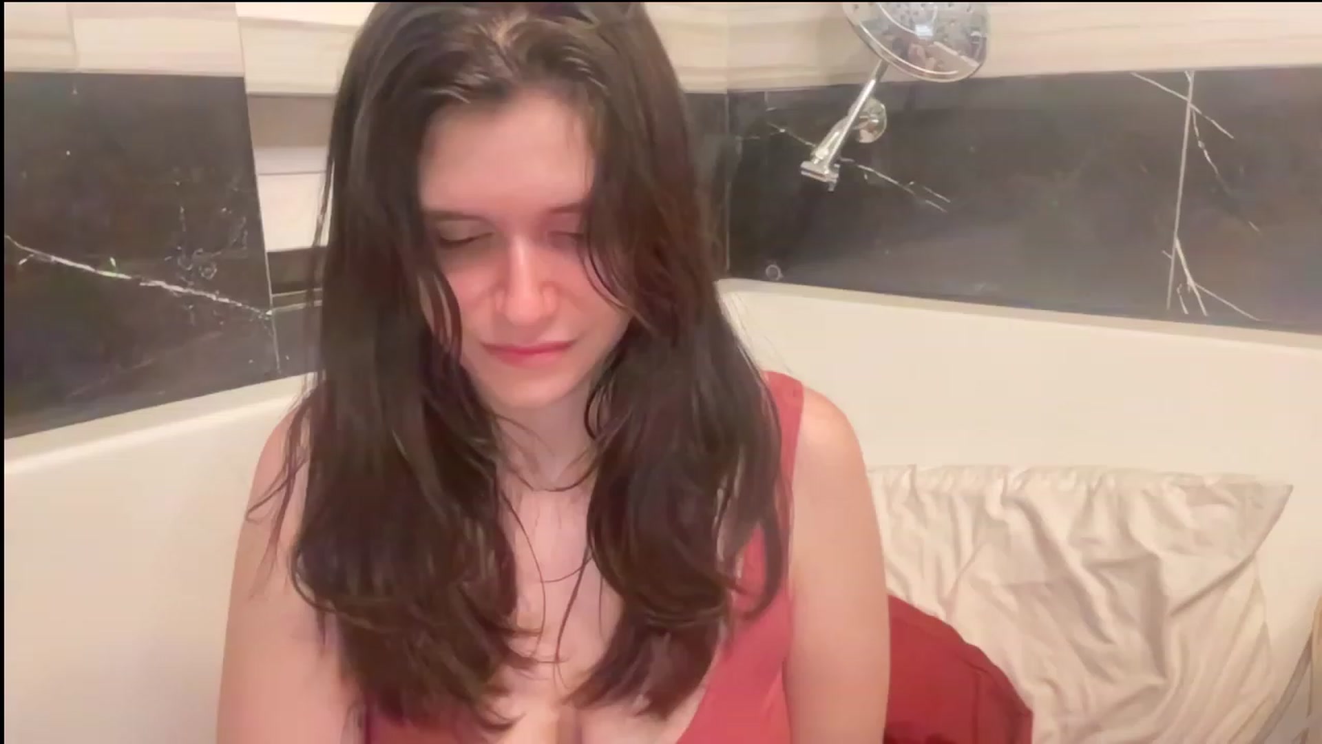 Gallery image thumbnail from JediDropout's myfreecams stream on, 10/02/2023, 05:34 image 18 of 20