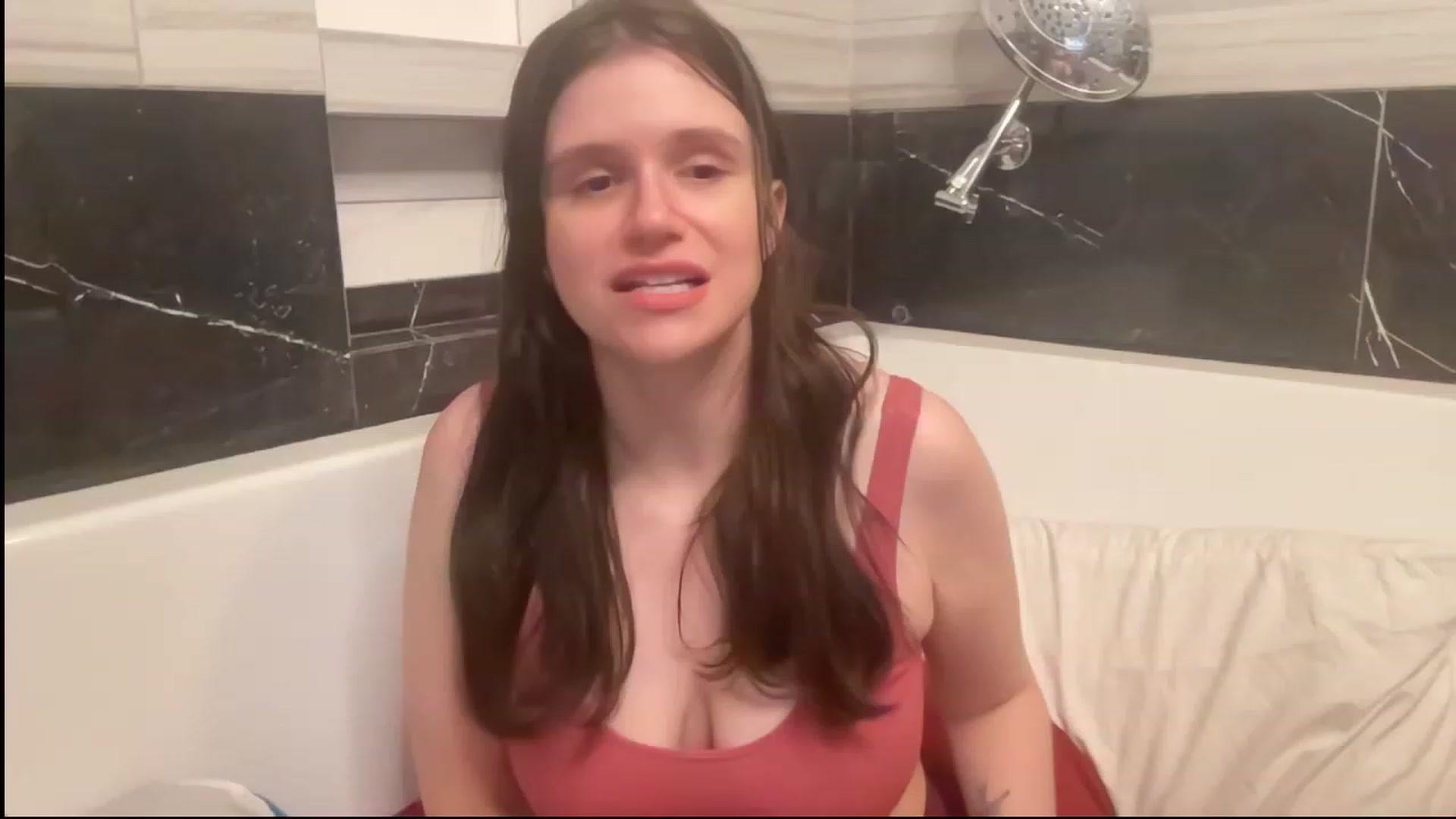 Gallery image thumbnail from JediDropout's myfreecams stream on, 10/04/2023, 02:54 image 3 of 20