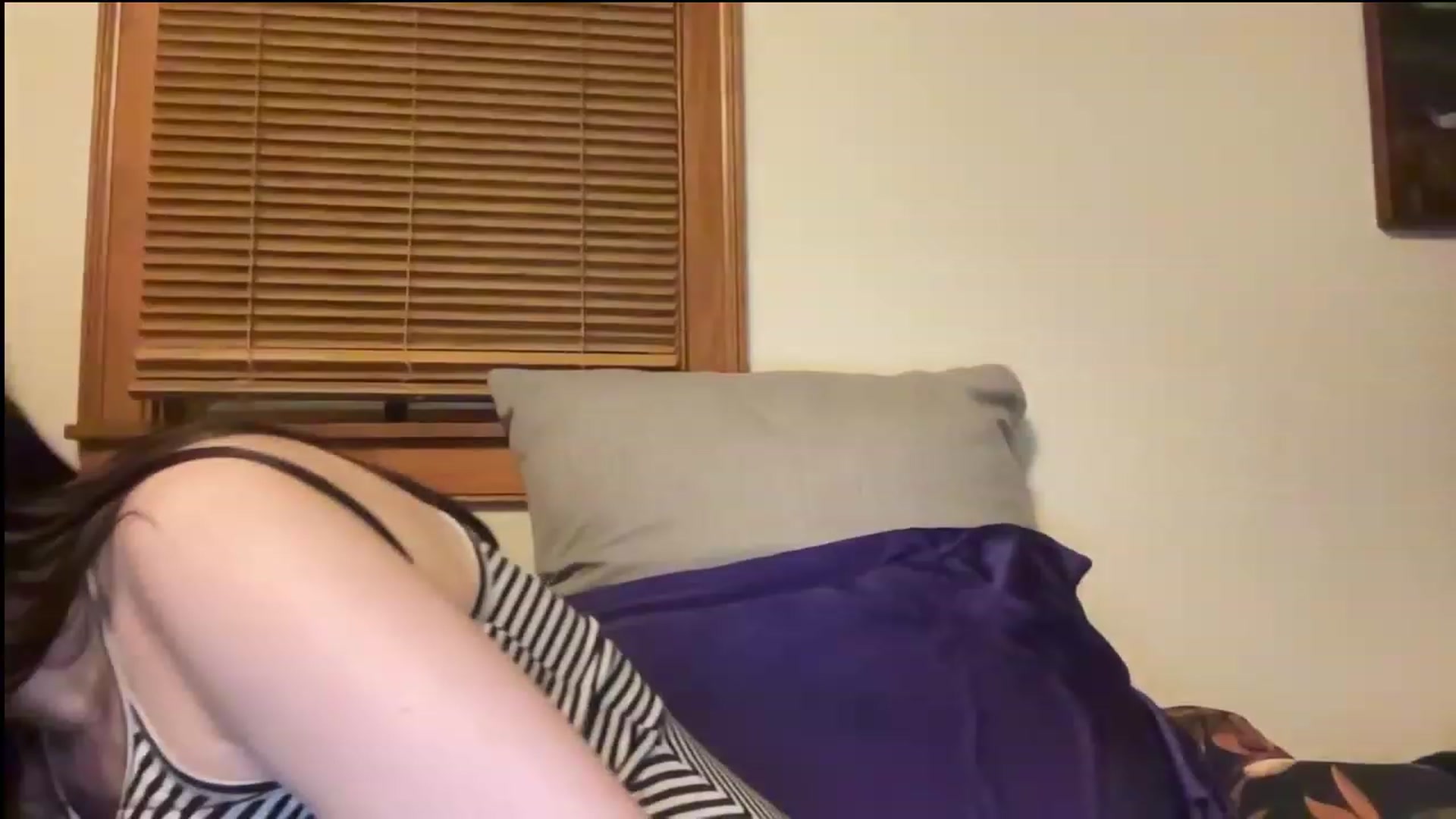 Gallery image thumbnail from JediDropout's myfreecams stream on, 11/01/2023, 08:47 image 3 of 20