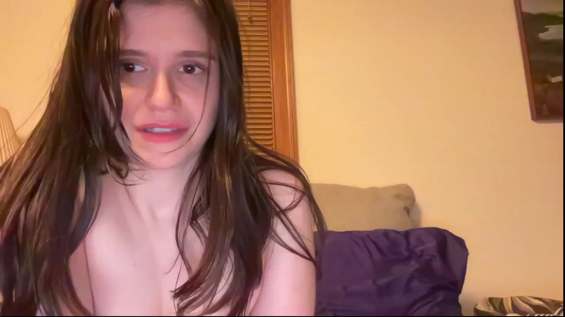 Gallery image thumbnail from JediDropout's myfreecams stream on, 11/01/2023, 11:34 image 15 of 20