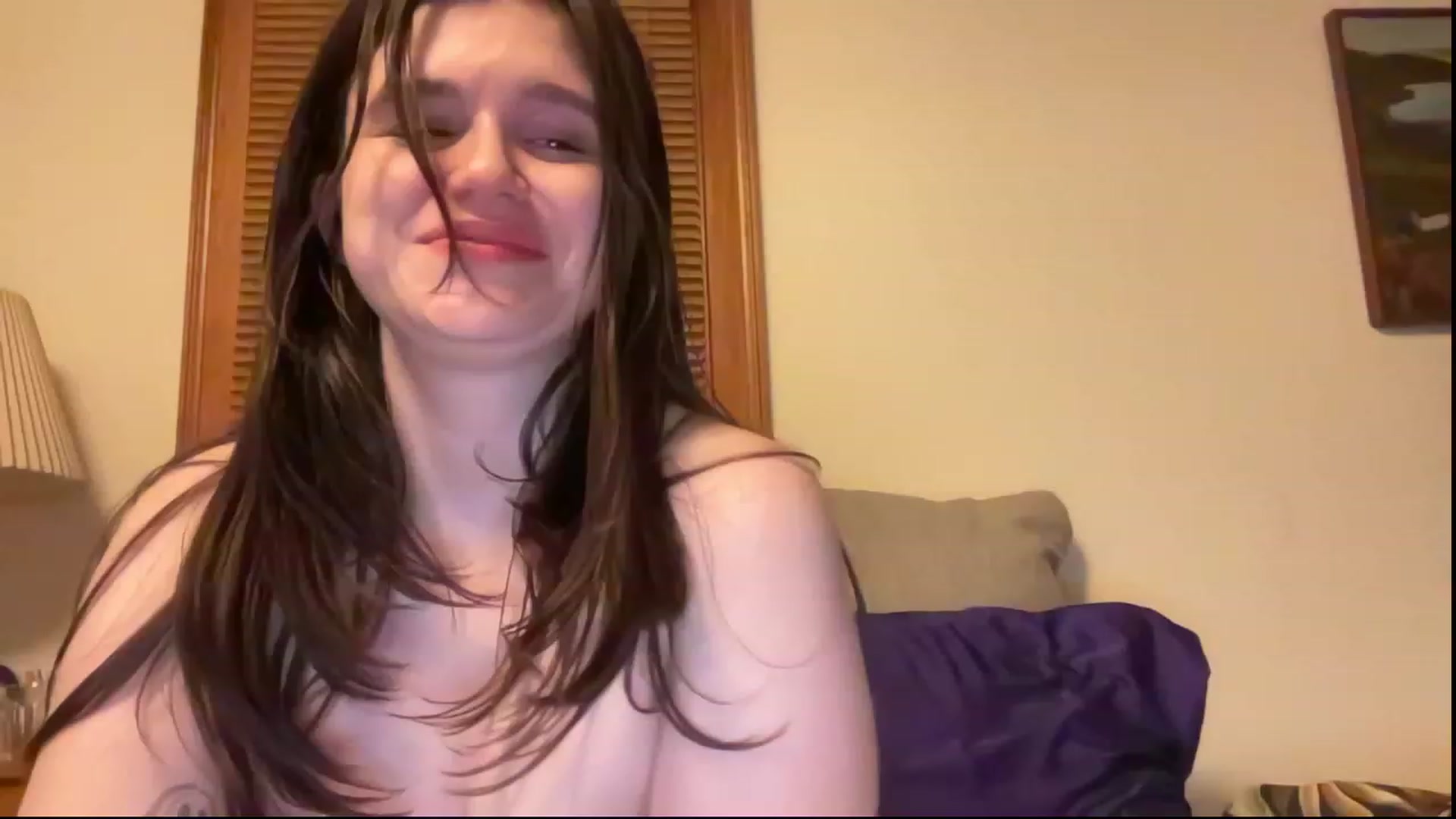 Gallery image thumbnail from JediDropout's myfreecams stream on, 11/01/2023, 11:34 image 17 of 20