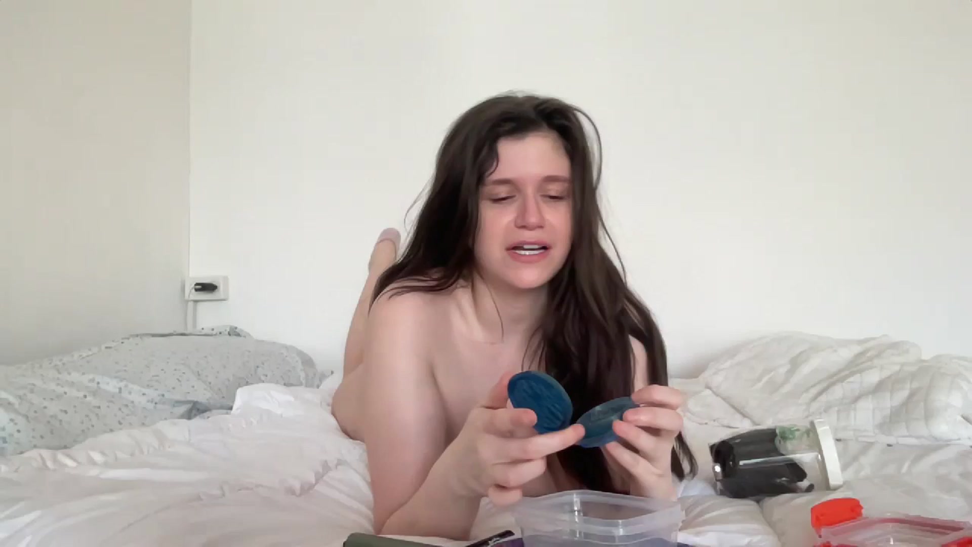 Gallery image thumbnail from JediDropout's myfreecams stream on, 03/31/2024, 08:43 image 1 of 20