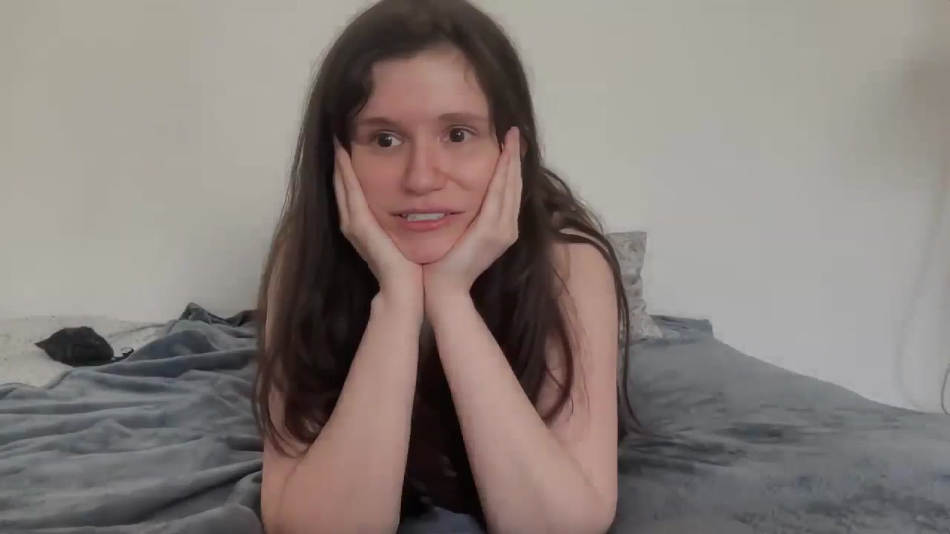 Gallery image thumbnail from JediDropout's myfreecams stream on, 04/02/2024, 08:15 image 11 of 20