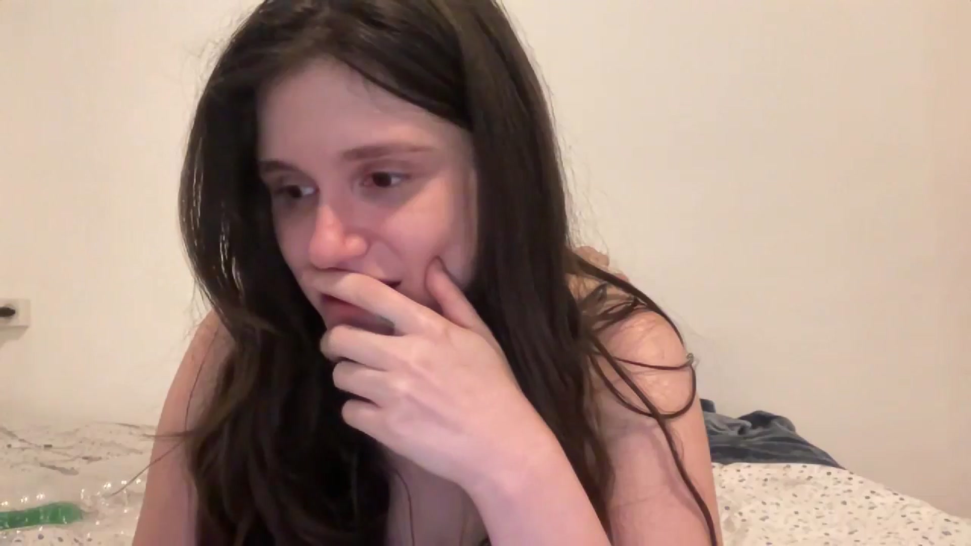 Gallery image thumbnail from JediDropout's myfreecams stream on, 08/27/2024, 09:00 image 17 of 20