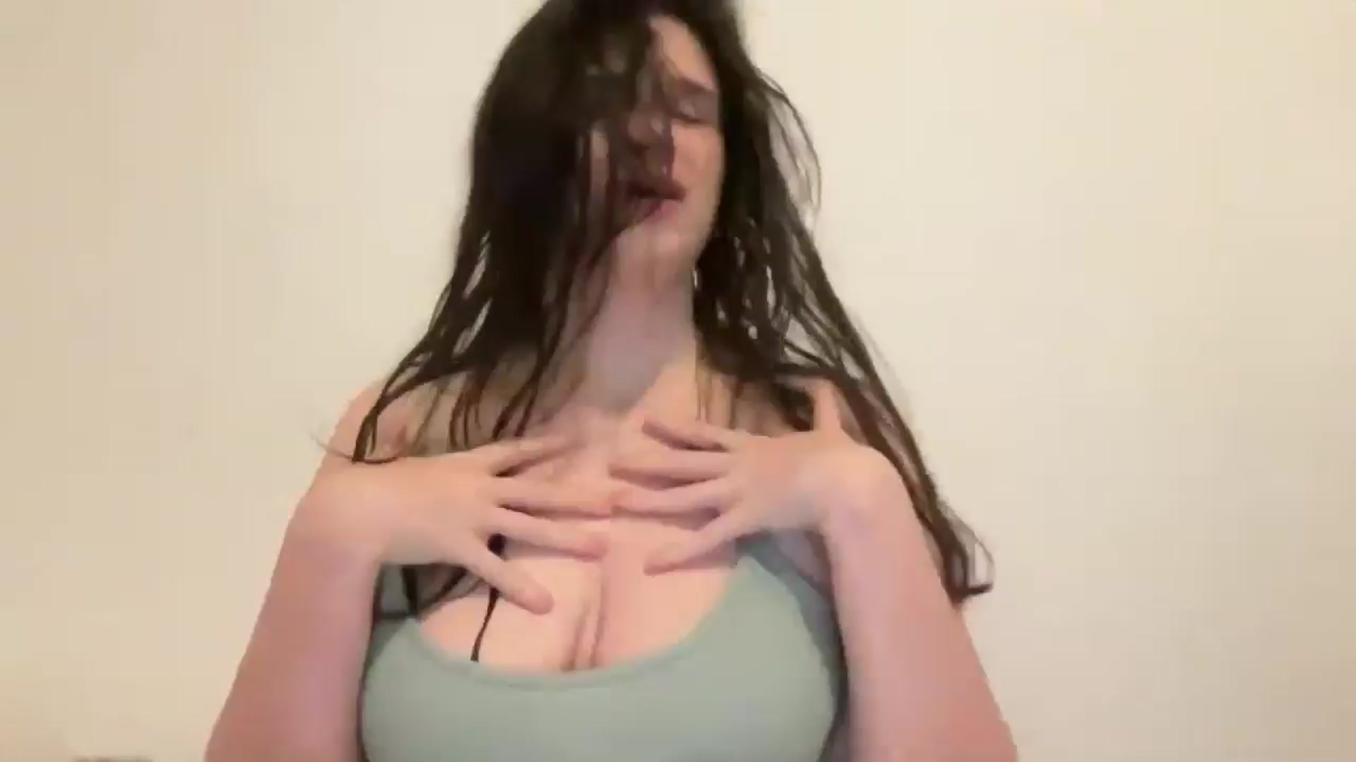 Gallery image thumbnail from JediDropout's myfreecams stream on, 10/28/2024, 11:27 image 1 of 20