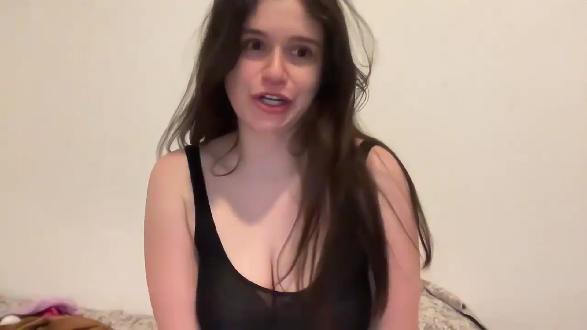 Gallery image thumbnail from JediDropout's myfreecams stream on, 11/01/2024, 09:10 image 17 of 20