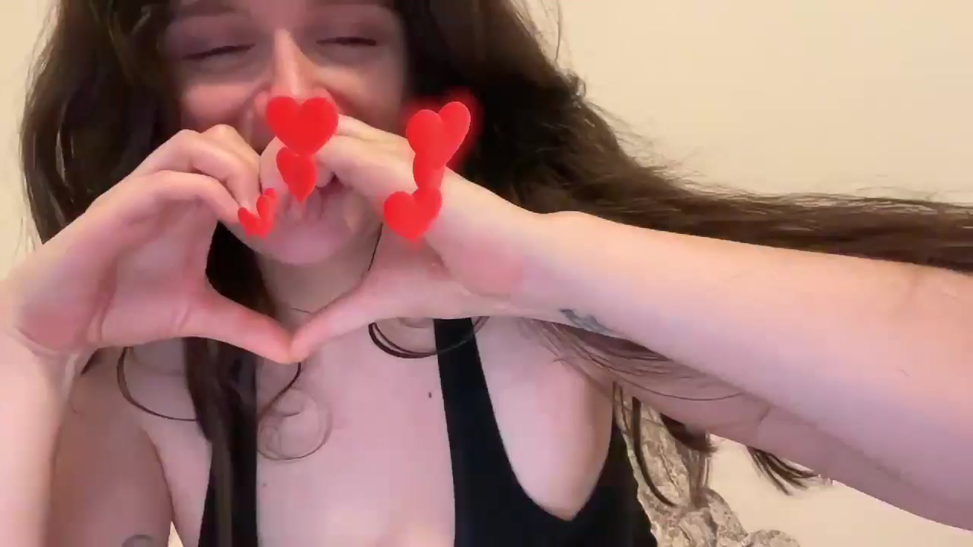 Gallery image thumbnail from JediDropout's myfreecams stream on, 11/06/2024, 05:59 image 9 of 20