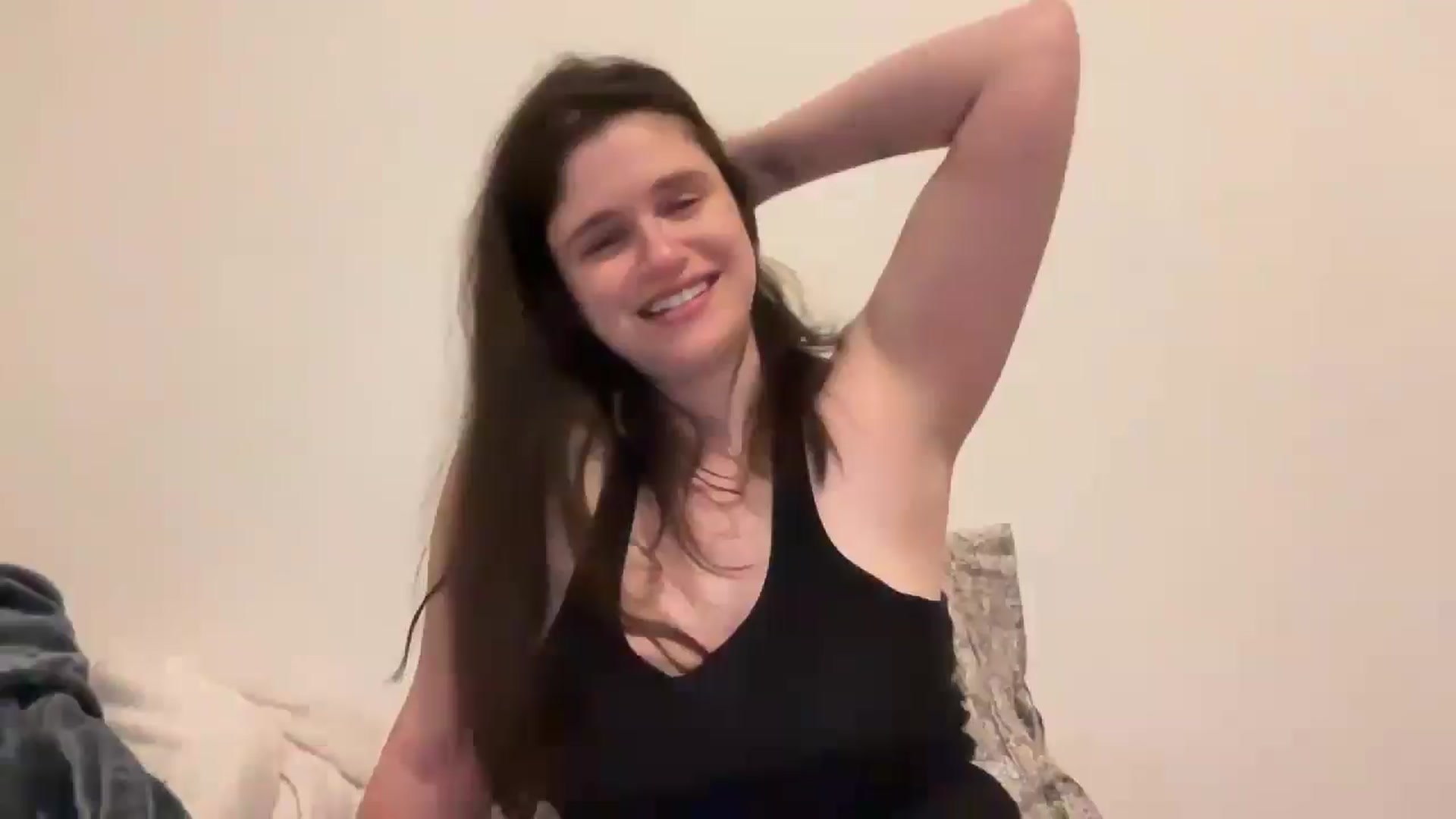 Gallery image thumbnail from JediDropout's myfreecams stream on, 11/06/2024, 05:59 image 16 of 20