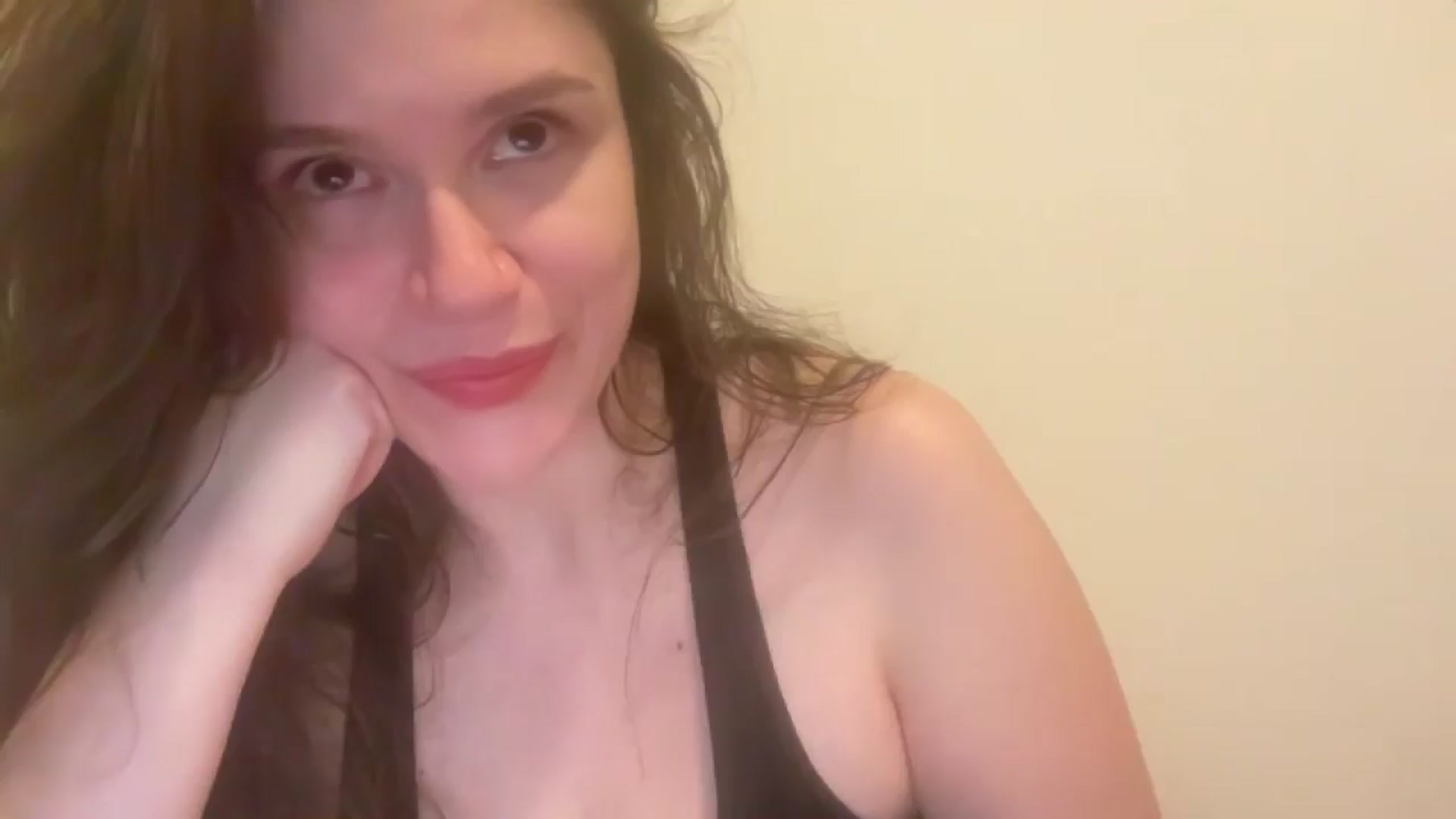 Gallery image thumbnail from JediDropout's myfreecams stream on, 11/06/2024, 05:59 image 1 of 20