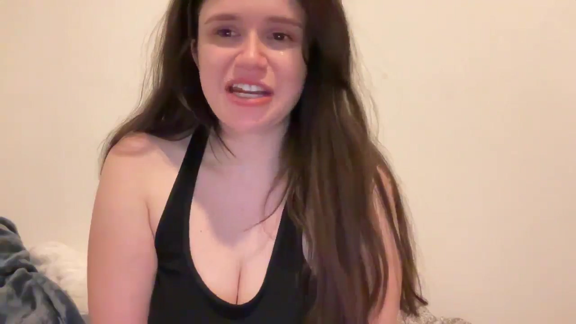 Gallery image thumbnail from JediDropout's myfreecams stream on, 11/06/2024, 07:30 image 2 of 20
