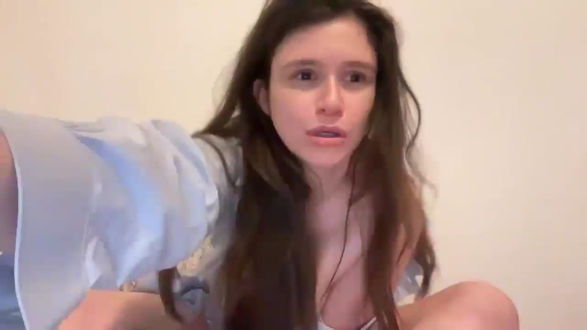 Gallery image thumbnail from JediDropout's myfreecams stream on, 03/02/2025, 09:51 image 4 of 20