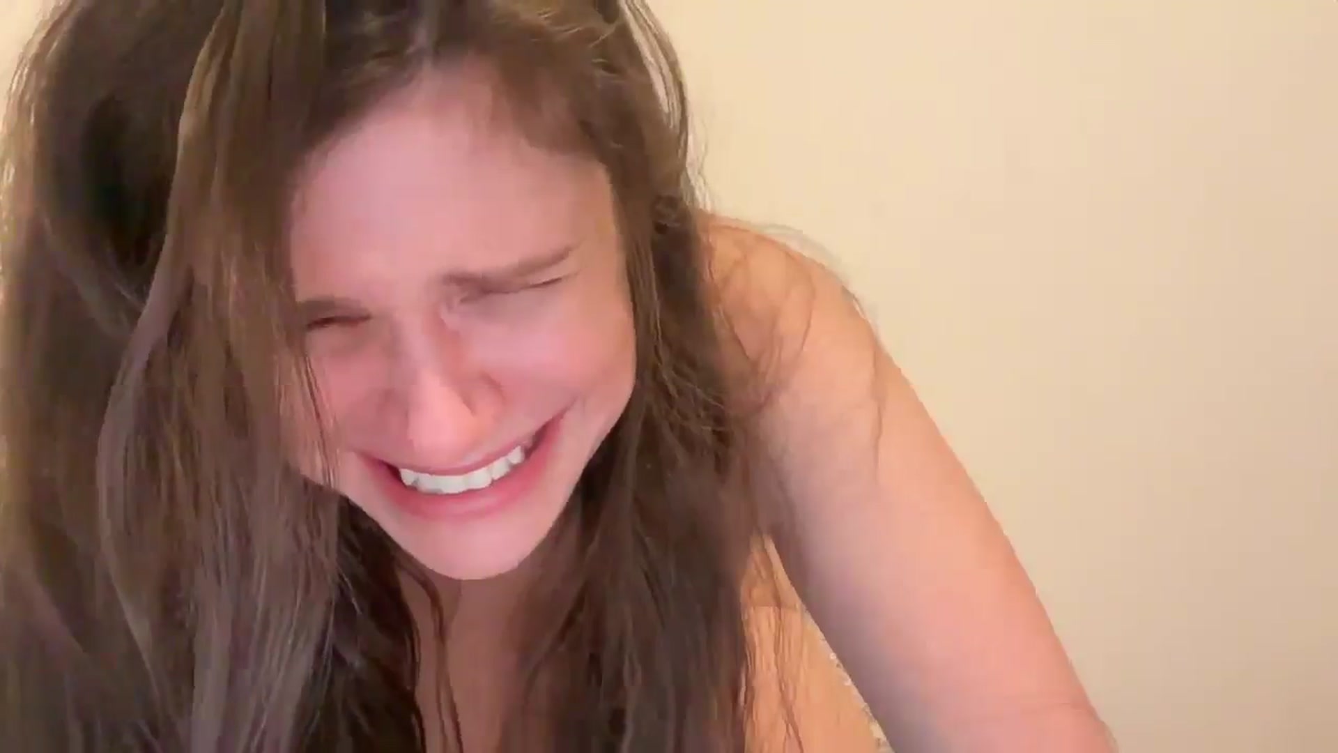 Gallery image thumbnail from JediDropout's myfreecams stream on, 03/02/2025, 09:51 image 6 of 20