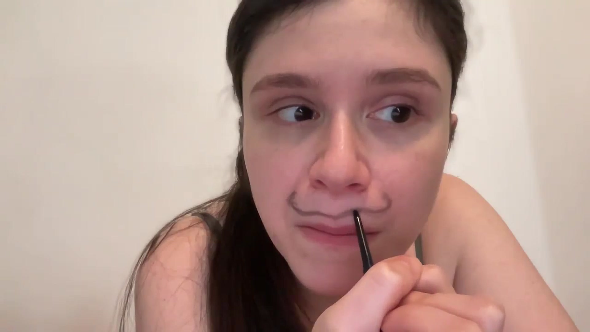 Gallery image thumbnail from JediDropout's myfreecams stream on, 03/02/2025, 11:24 image 9 of 20