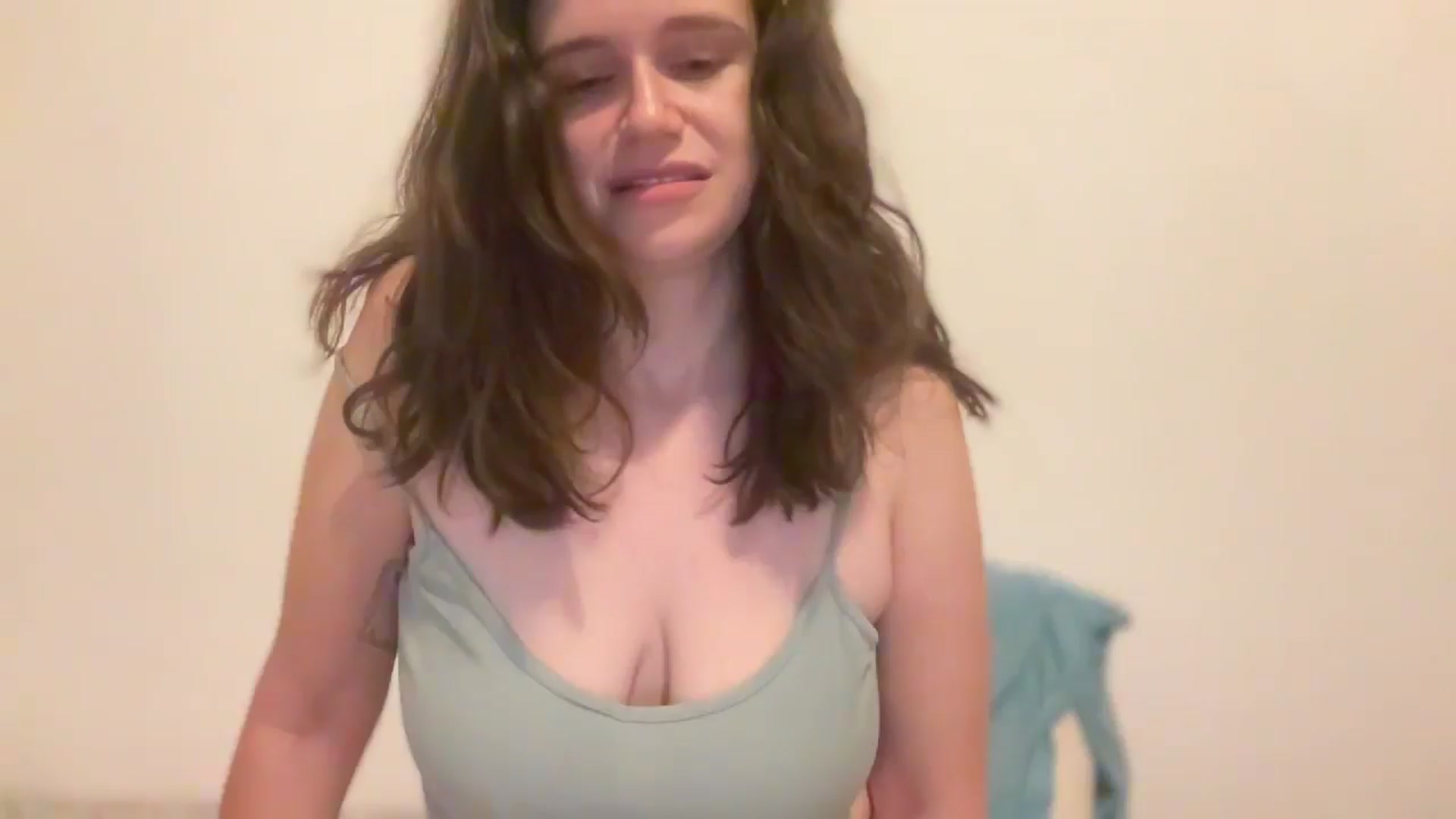 Gallery image thumbnail from JediDropout's myfreecams stream on, 09/30/2025, 04:46 image 12 of 20