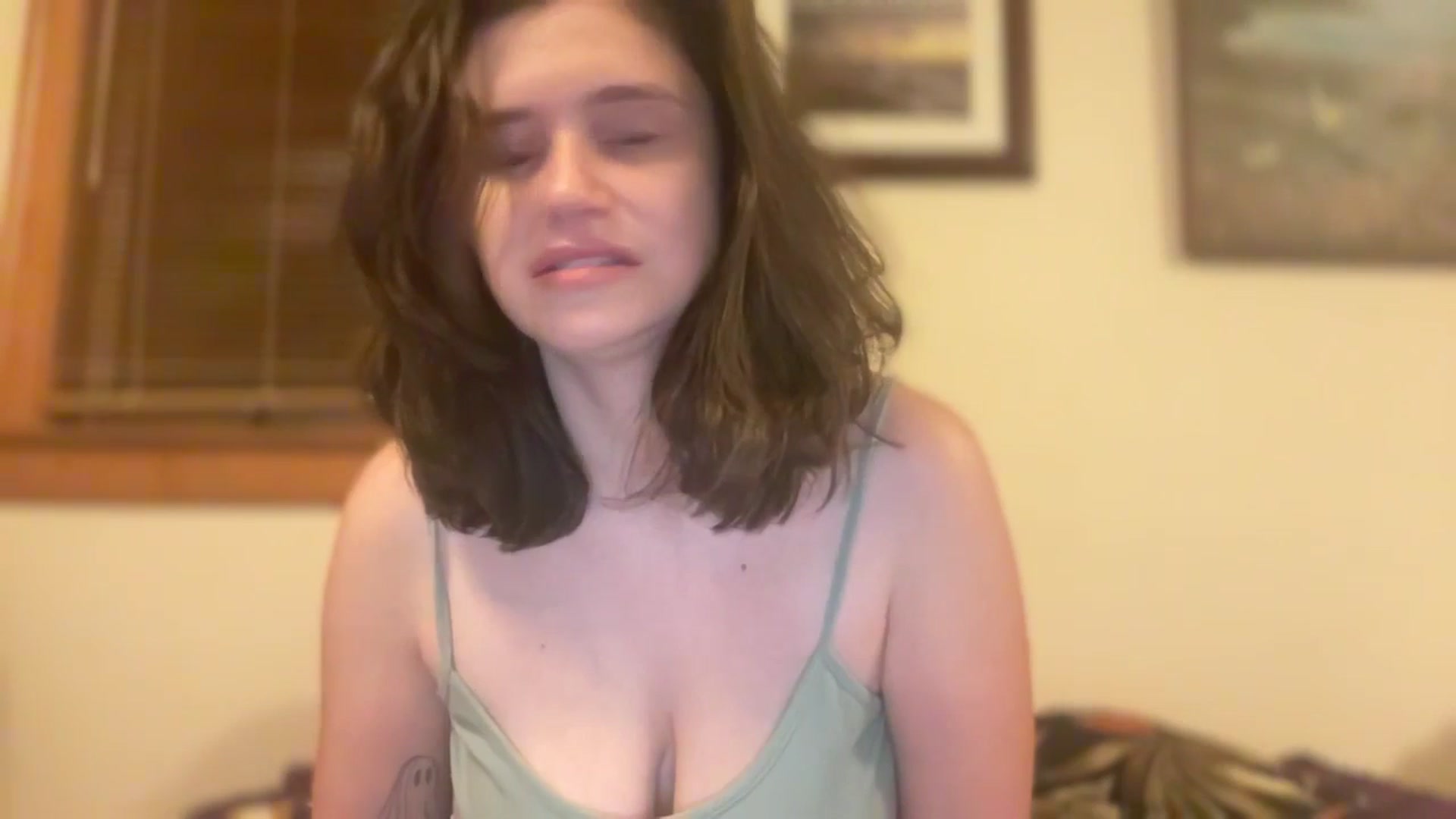Gallery image thumbnail from JediDropout's myfreecams stream on, 11/20/2025, 03:58 image 18 of 20