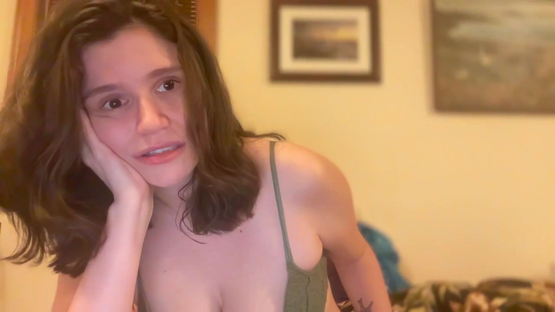 Gallery image thumbnail from JediDropout's myfreecams stream on, 11/22/2025, 09:14 image 15 of 20