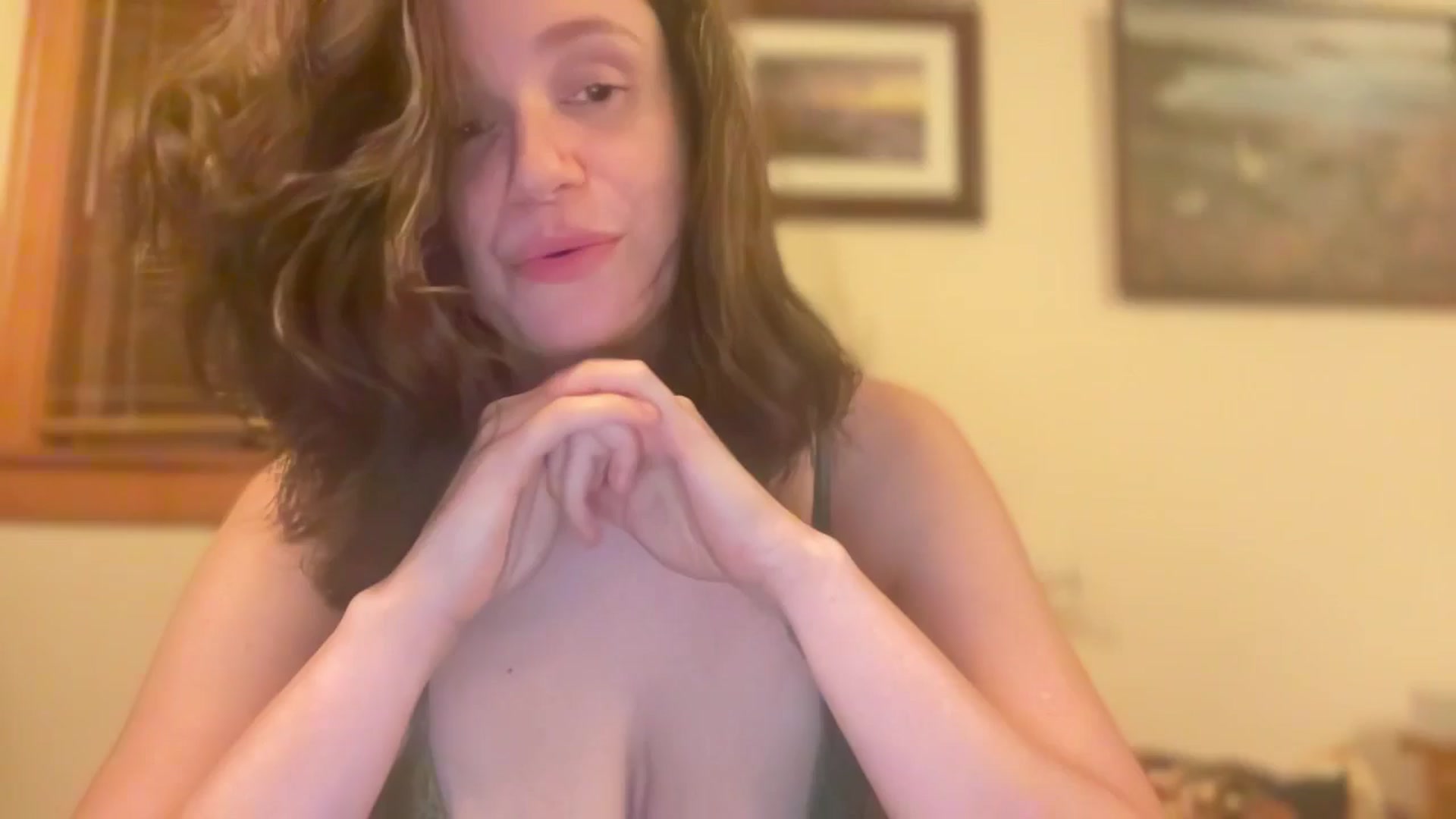 Gallery image thumbnail from JediDropout's myfreecams stream on, 11/22/2025, 12:18 image 5 of 20