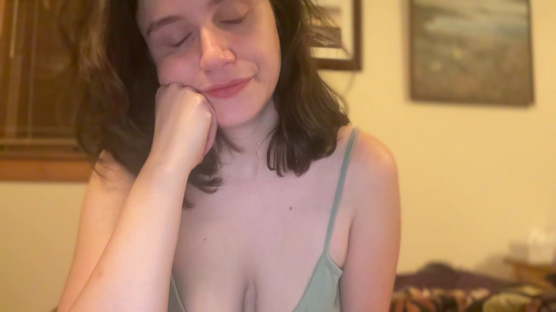 Gallery image thumbnail from JediDropout's myfreecams stream on, 11/23/2025, 05:32 image 17 of 20