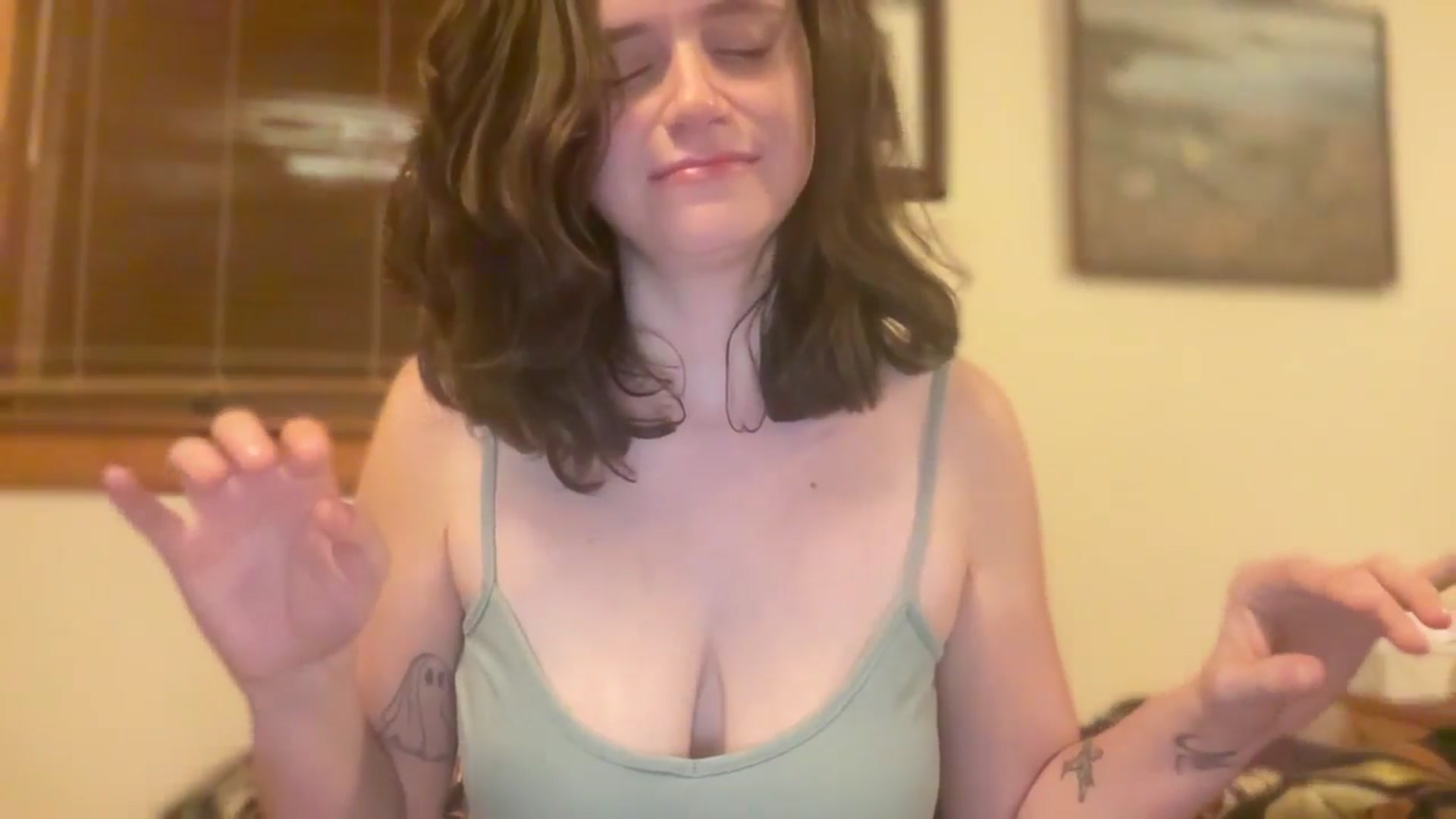 Gallery image thumbnail from JediDropout's myfreecams stream on, 11/23/2025, 05:32 image 20 of 20