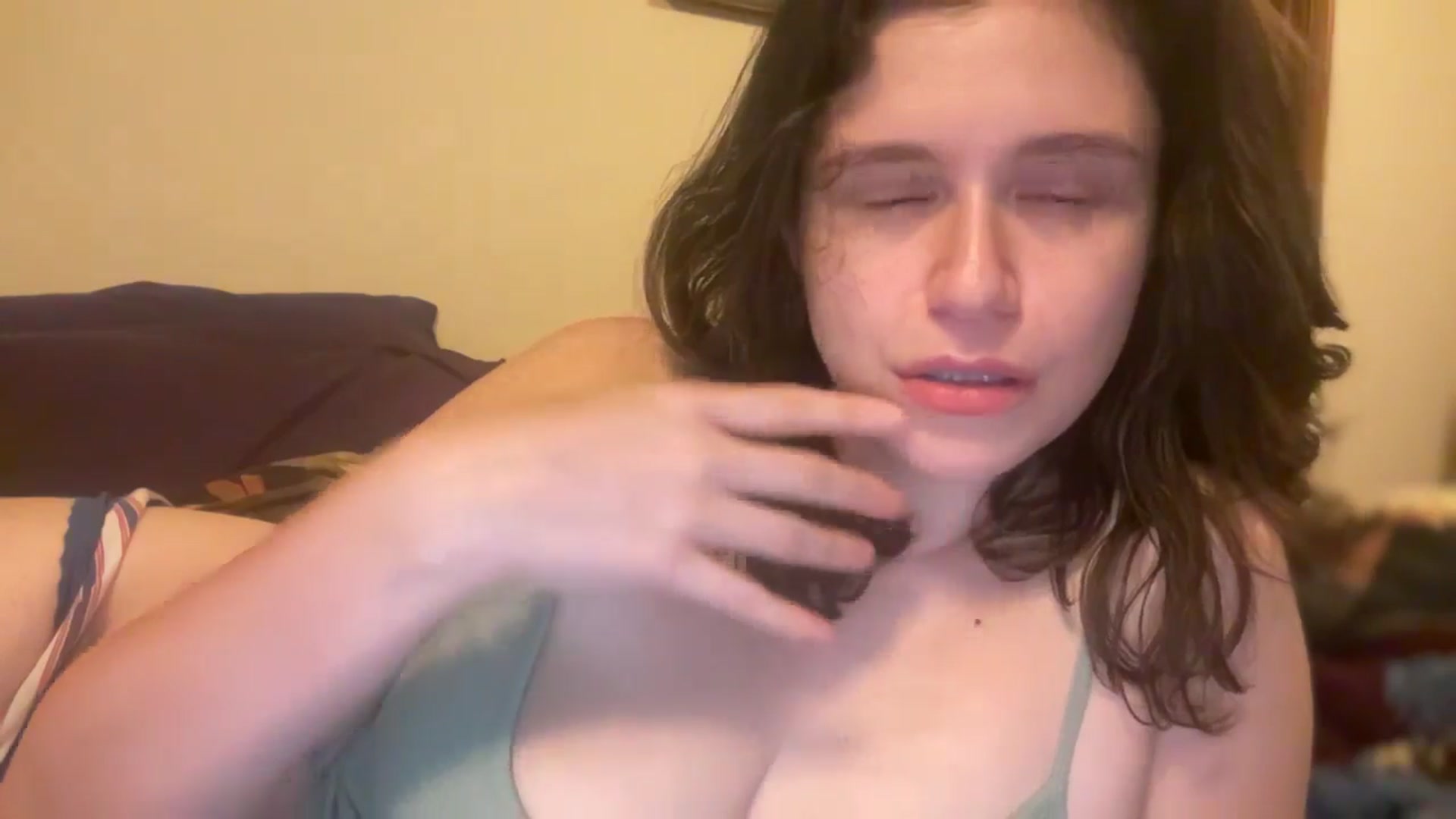Gallery image thumbnail from JediDropout's myfreecams stream on, 11/23/2025, 05:32 image 11 of 20