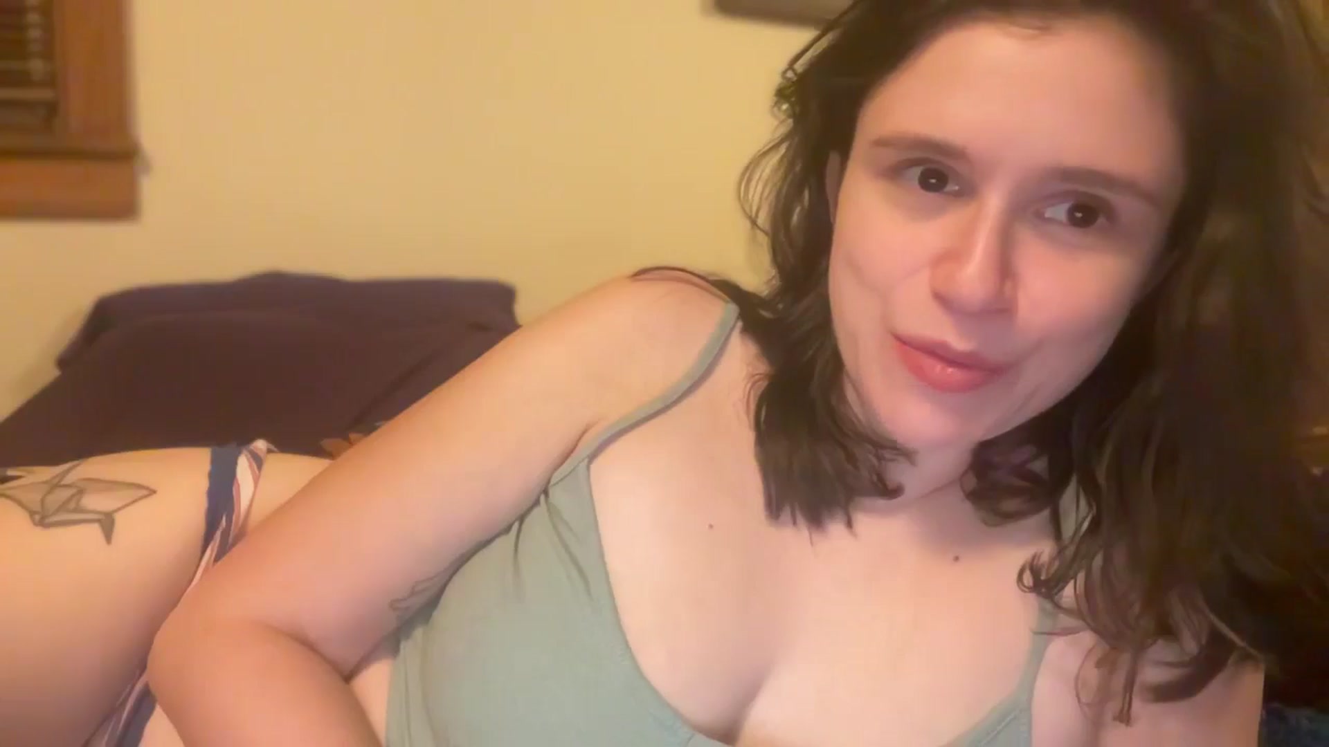 Gallery image thumbnail from JediDropout's myfreecams stream on, 11/23/2025, 05:32 image 9 of 20