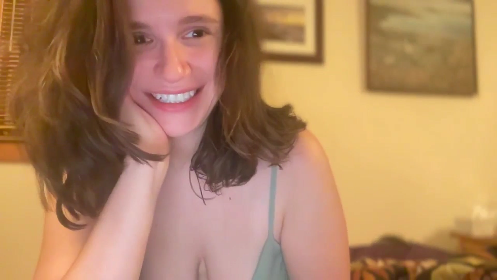Gallery image thumbnail from JediDropout's myfreecams stream on, 11/23/2025, 05:32 image 16 of 20