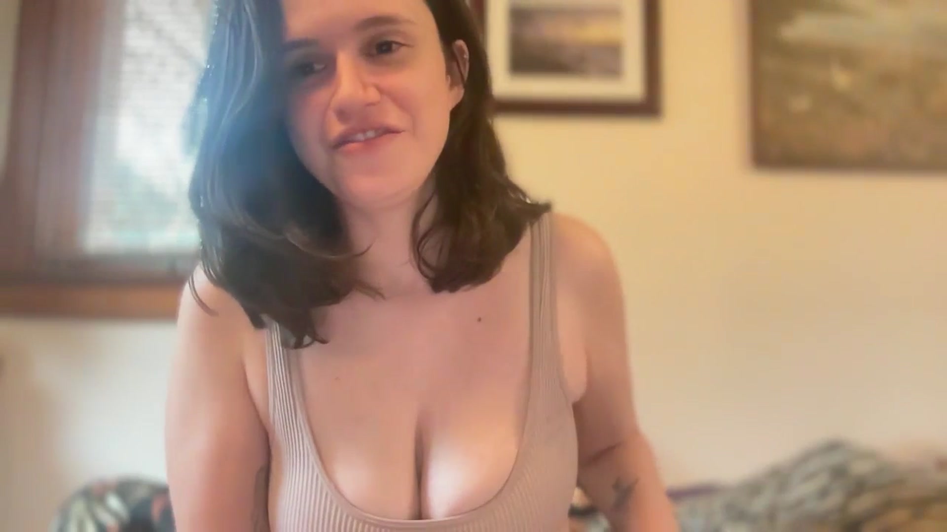 Gallery image thumbnail from JediDropout's myfreecams stream on, 11/25/2025, 18:12 image 7 of 20