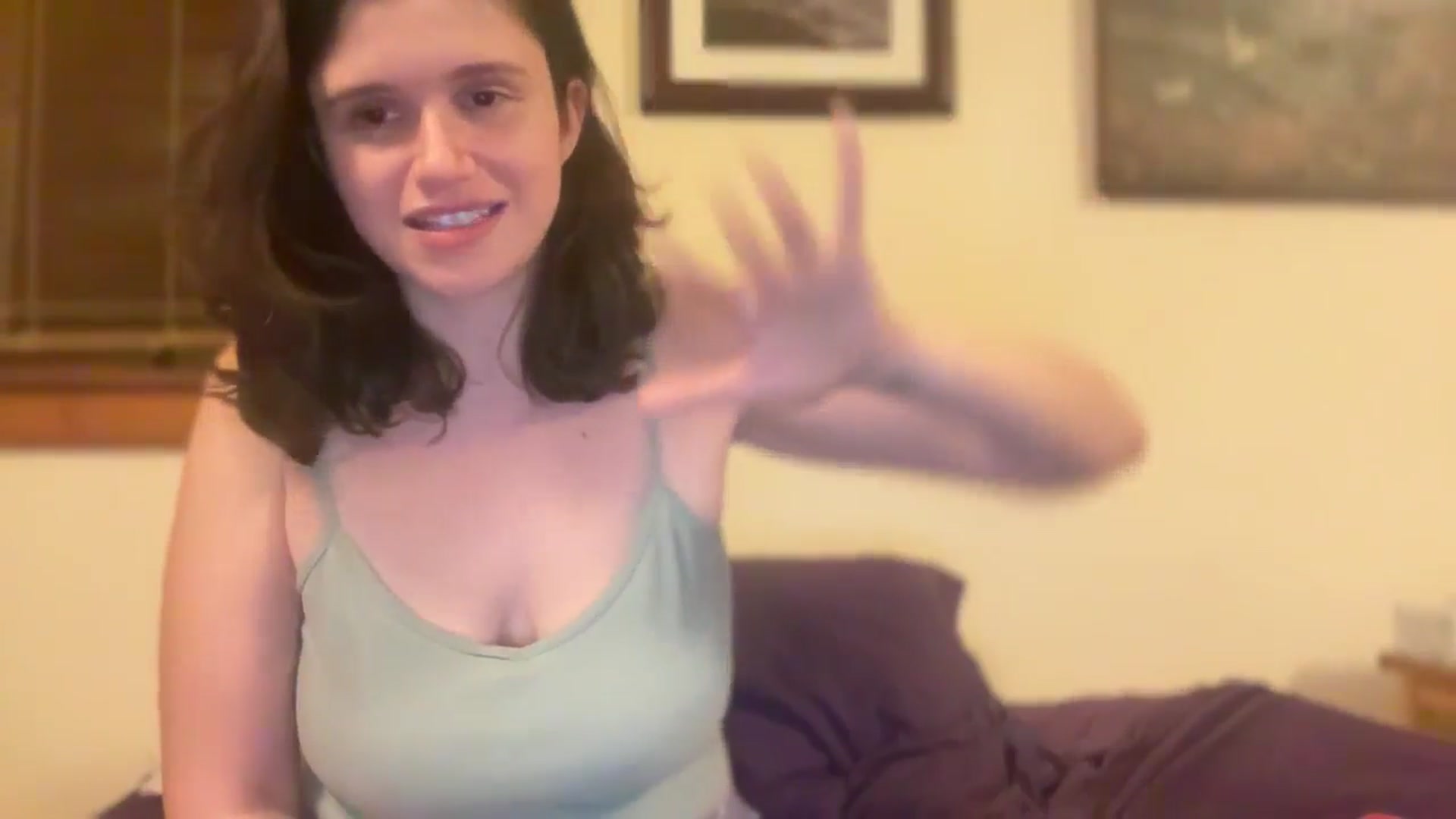 Gallery image thumbnail from JediDropout's myfreecams stream on, 12/06/2025, 11:31 image 13 of 20