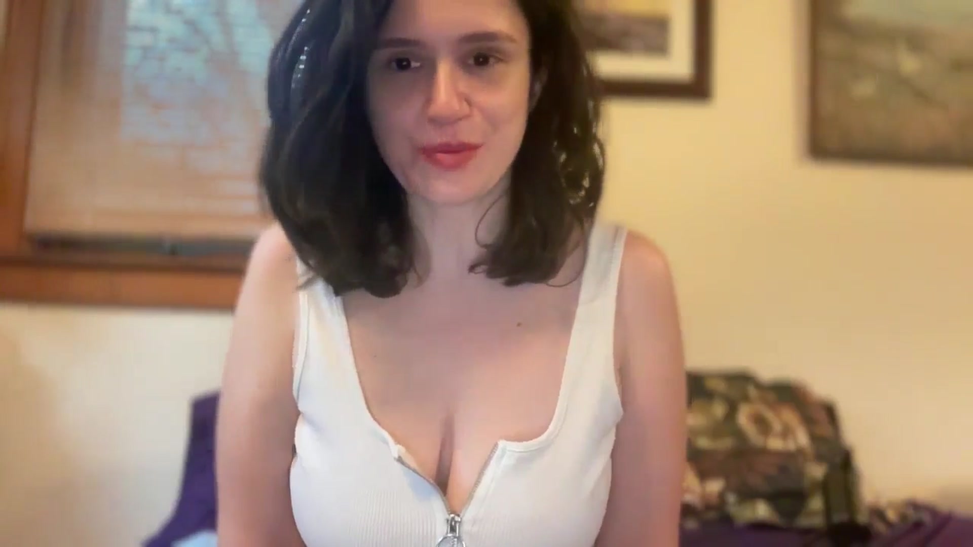Gallery image thumbnail from JediDropout's myfreecams stream on, 12/10/2025, 12:56 image 4 of 20