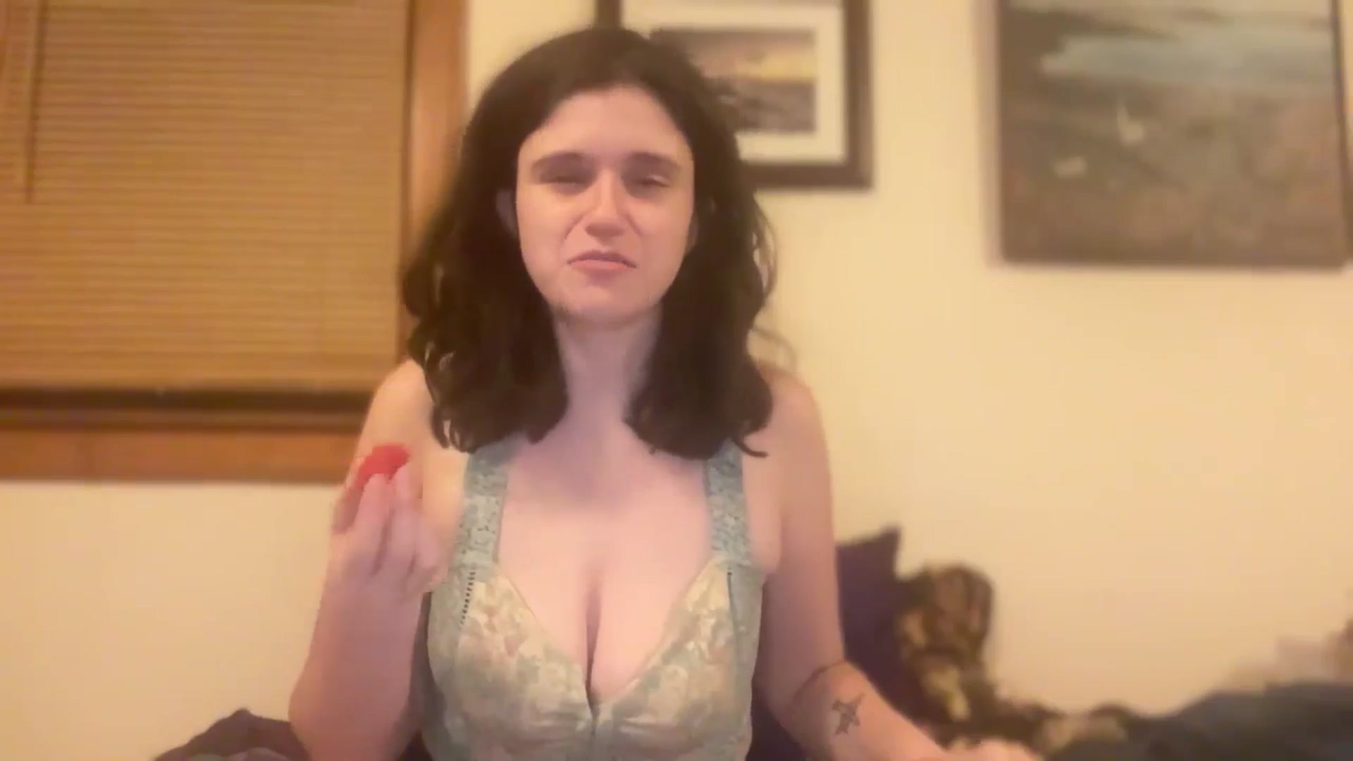 Gallery image thumbnail from JediDropout's myfreecams stream on, 12/12/2025, 09:05 image 13 of 20