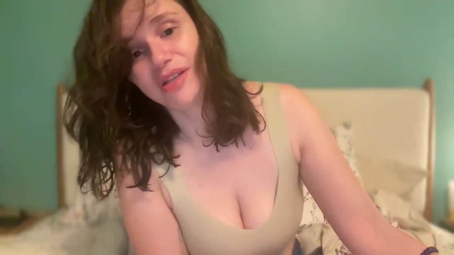 Gallery image thumbnail from JediDropout's myfreecams stream on, 12/25/2025, 11:13 image 5 of 20