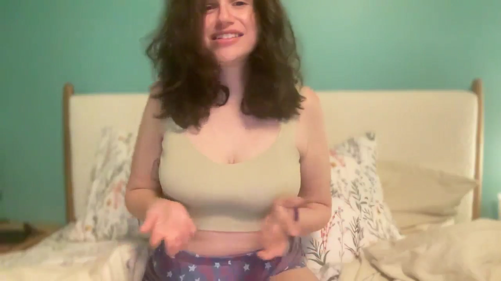 Gallery image thumbnail from JediDropout's myfreecams stream on, 12/25/2025, 11:13 image 12 of 20