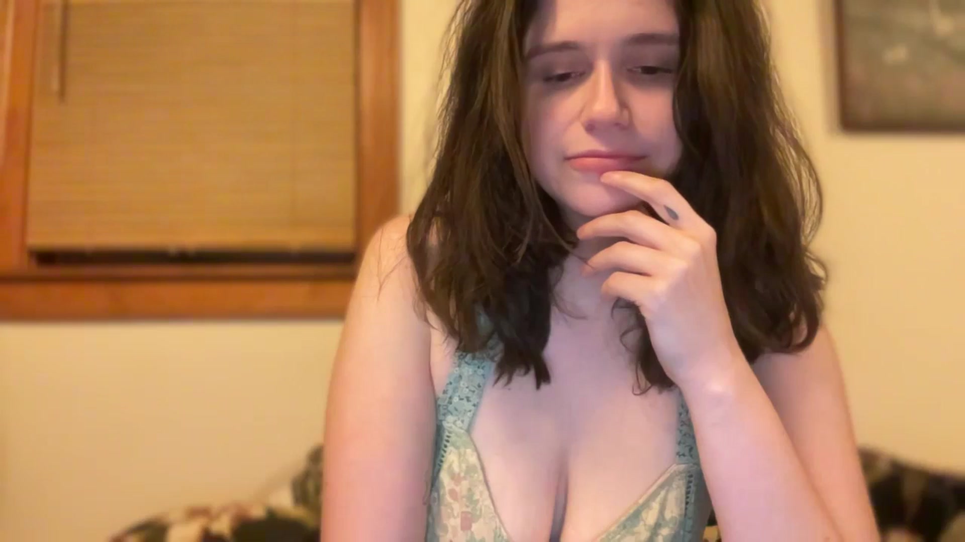 Gallery image thumbnail from JediDropout's myfreecams stream on, 02/09/2026, 07:37 image 7 of 20