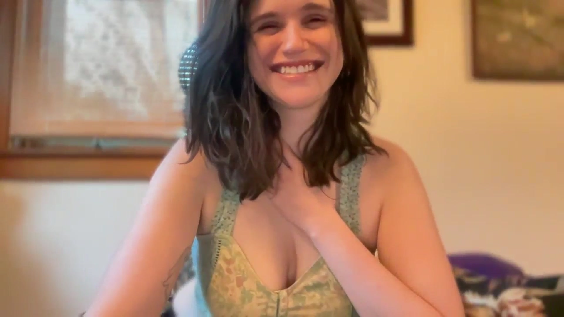 Gallery image thumbnail from JediDropout's myfreecams stream on, 02/09/2026, 13:46 image 5 of 20