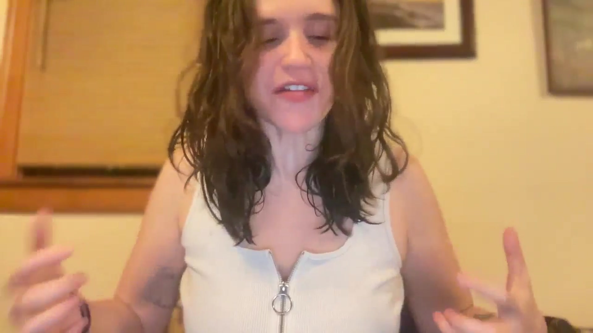 Gallery image thumbnail from JediDropout's myfreecams stream on, 03/07/2026, 07:28 image 15 of 20